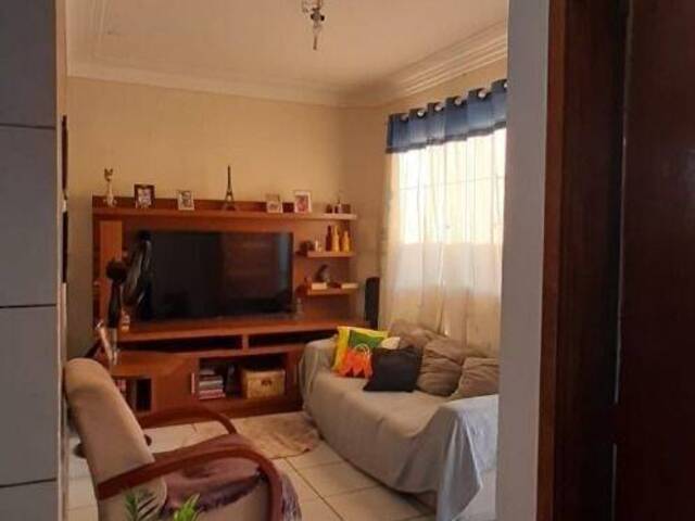 #AP0401 - Apartamento para Venda em São Vicente - SP - 2