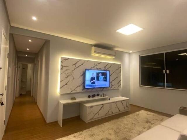 Apartamento para Venda em Santos - 3