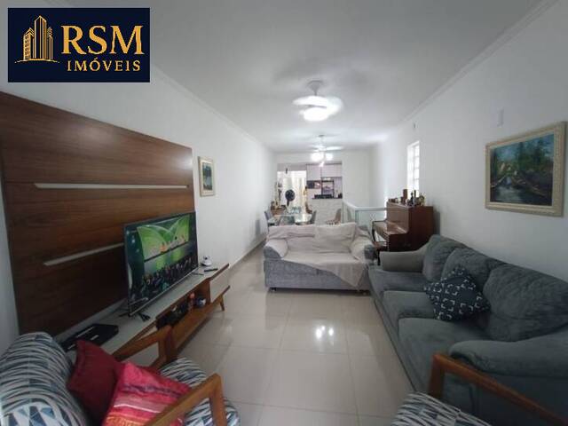 #CA0270 - Casa para Venda em Santos - SP - 1