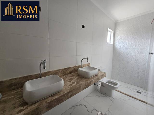 #829 - Casa para Venda em Santos - SP