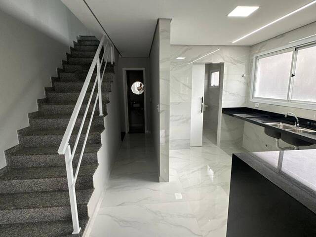 Casa para Venda em Santos - 4