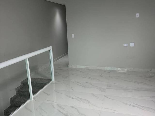 #861 - Casa para Venda em Santos - SP - 2