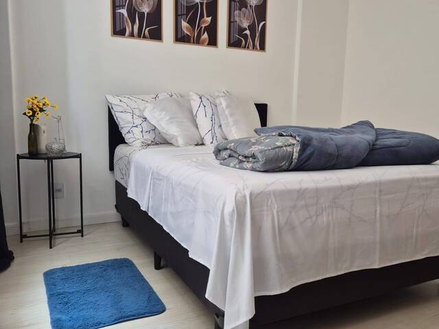 #871 - Apartamento para Venda em Santos - SP