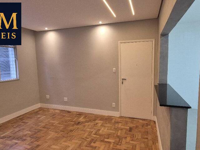 Apartamento para Venda em Santos - 2
