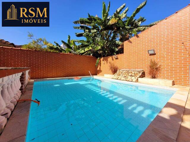 #897 - Casa para Venda em Santos - SP