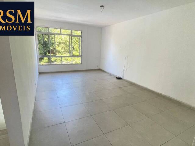 Apartamento para Venda em Santos - 2