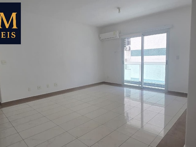 #930 - Apartamento para Venda em Santos - SP
