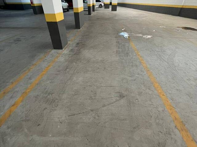 Apartamento para Venda em Santos - 2