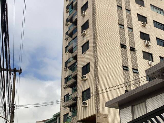#979 - Apartamento para Venda em Santos - SP