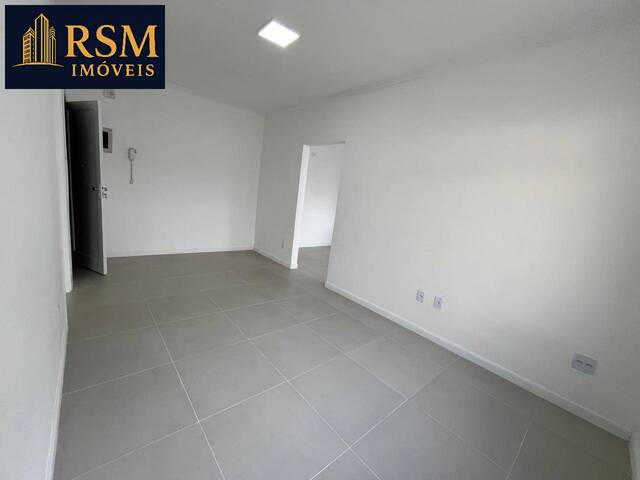 Apartamento para Venda em Santos - 2