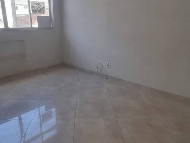 Apartamento para Venda em Santos - 3