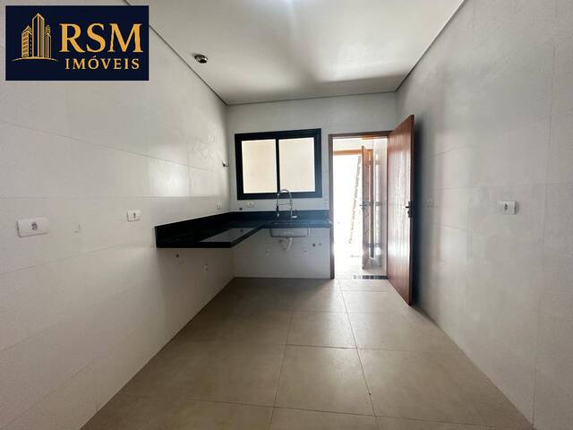 Sobrado para Venda em Santos - 4