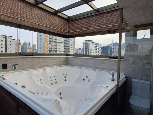 #1045 - Casa para Venda em Santos - SP - 2