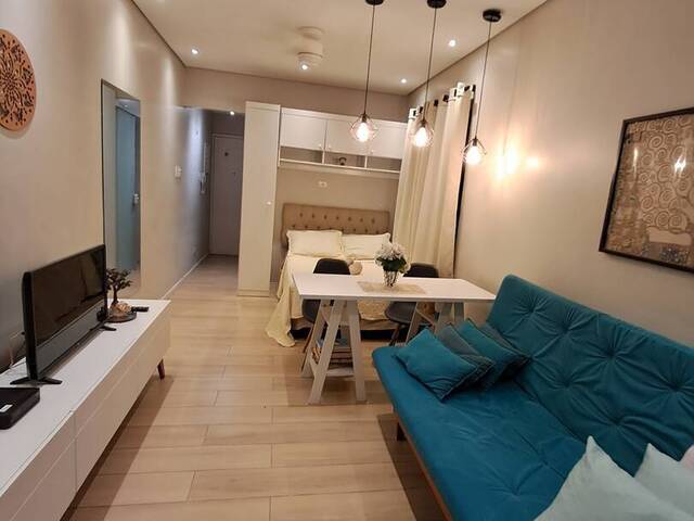 #1057 - Apartamento para Venda em Santos - SP