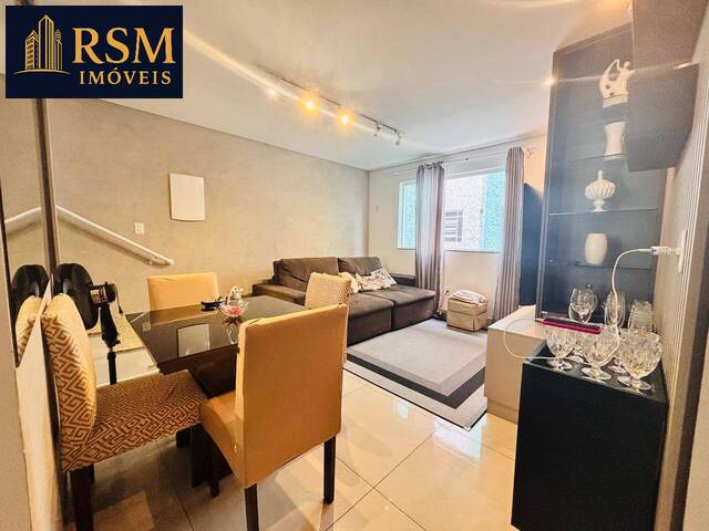 #1072 - Casa para Venda em Santos - SP