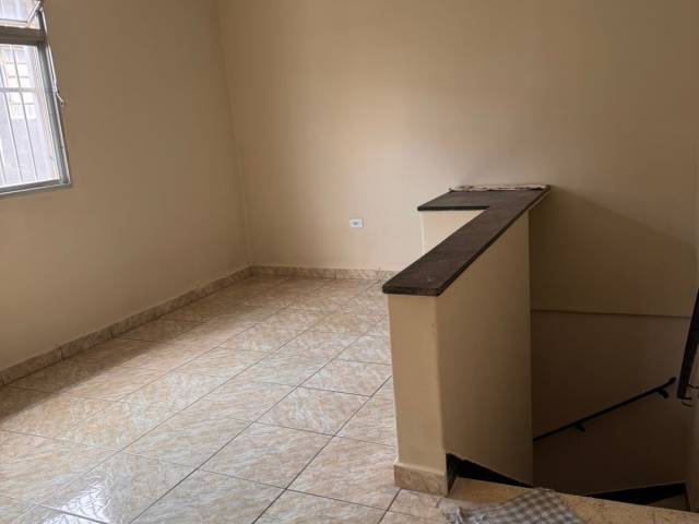 #1108 - Casa para Venda em São Vicente - SP