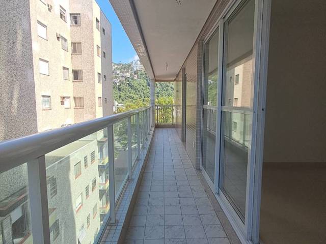 #1140 - Apartamento para Venda em Santos - SP