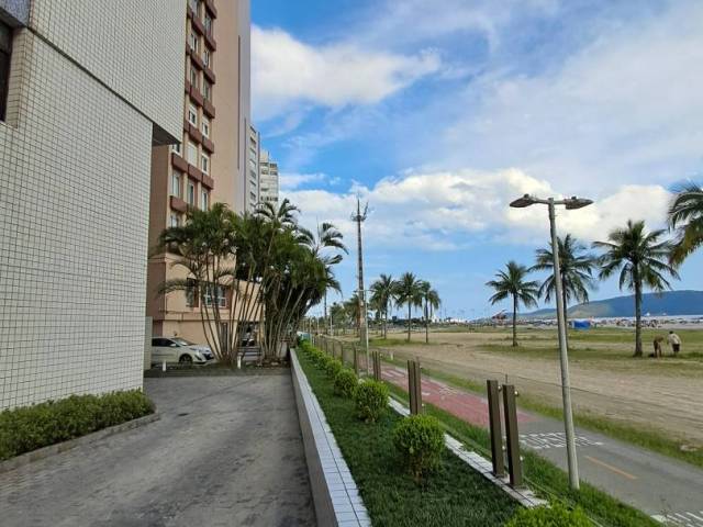 Apartamento para Venda em Santos - 3