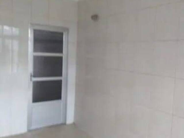 Sobrado para Venda em São Vicente - 5