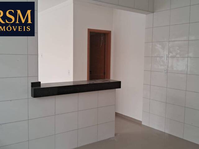 Venda em Ponta da Praia - Santos