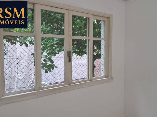 #1293 - Apartamento para Venda em Santos - SP