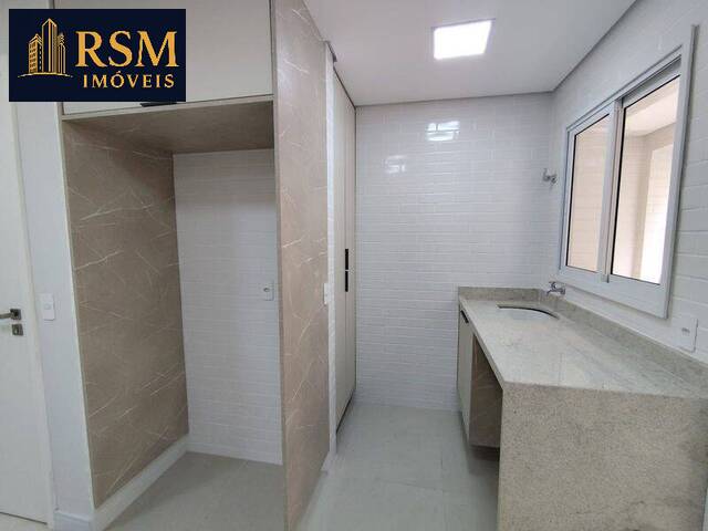 Apartamento para Venda em Santos - 2