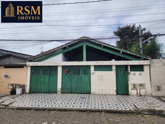 #1448 - Casa para Venda em São Vicente - SP