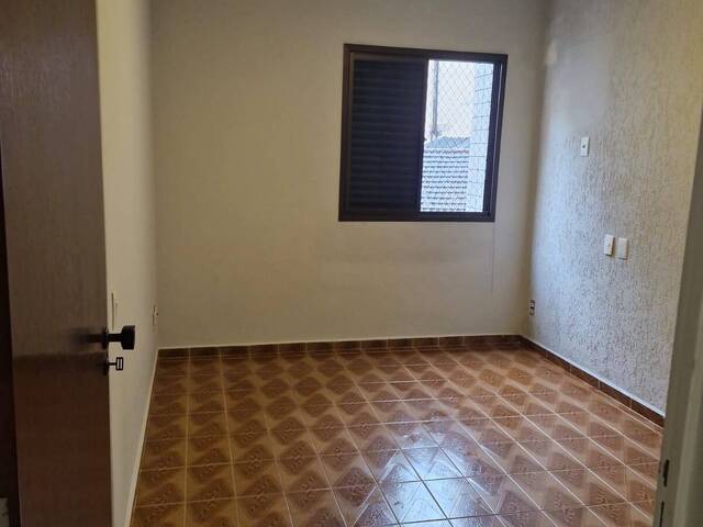 Apartamento para Venda em Santos - 3