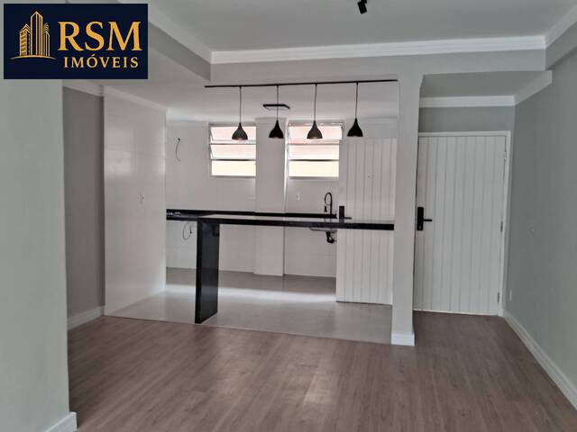 Apartamento para Venda em Santos - 2