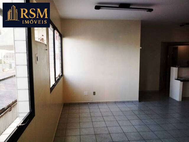 #SA0001 - Sala para Venda em Santos - SP